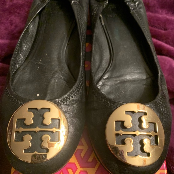 Authentic Tory Burch Reva flats size 7.5 - Picture 2 of 4